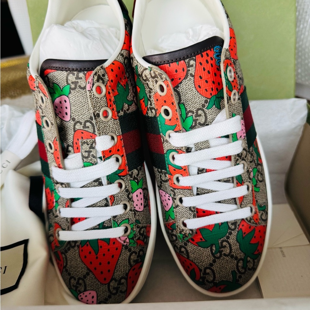 Gucci White Sneakers with Strawberry Accents